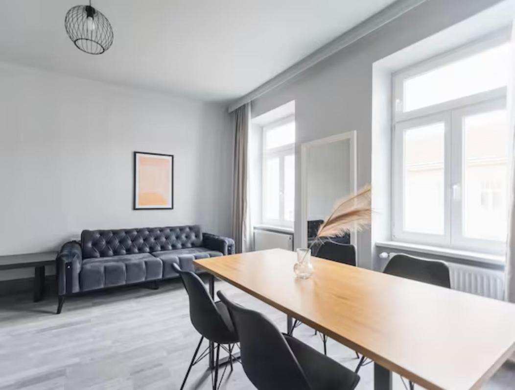 Malfatti Urban Oasis Apartment Wina Bagian luar foto