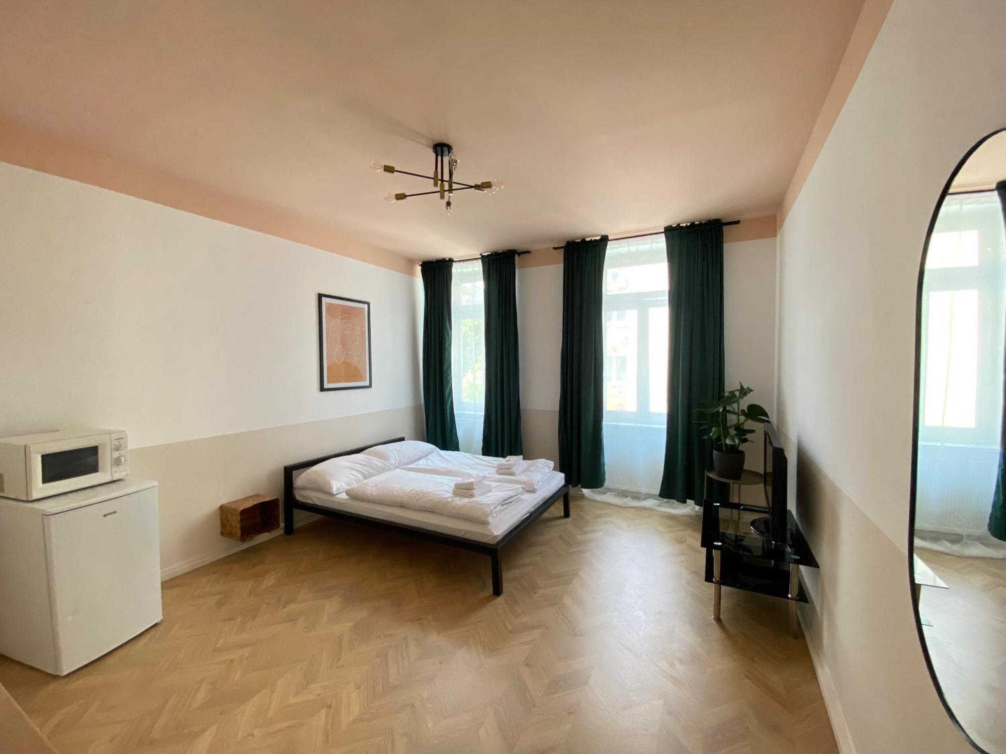 Malfatti Urban Oasis Apartment Wina Bagian luar foto