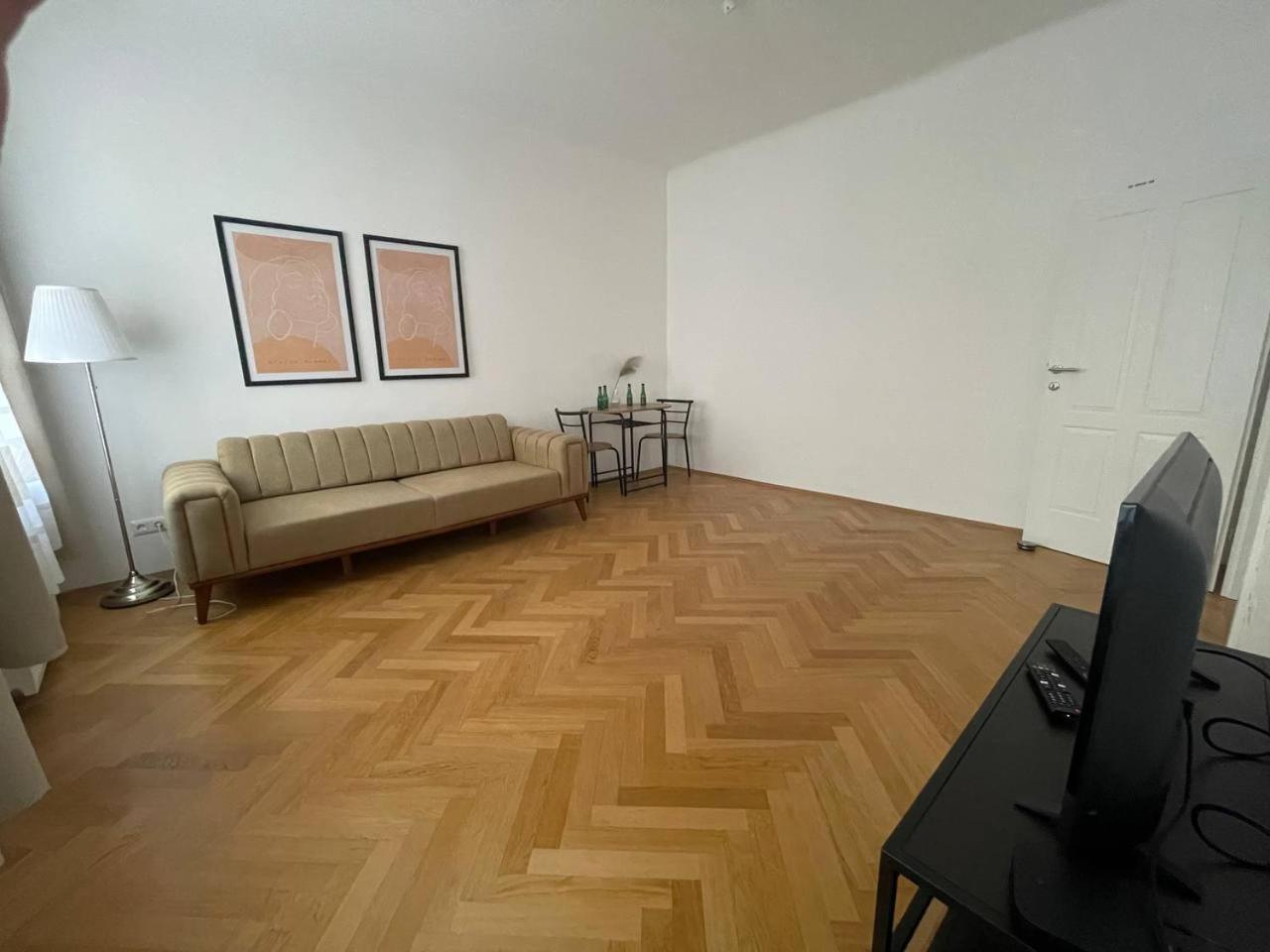 Malfatti Urban Oasis Apartment Wina Bagian luar foto